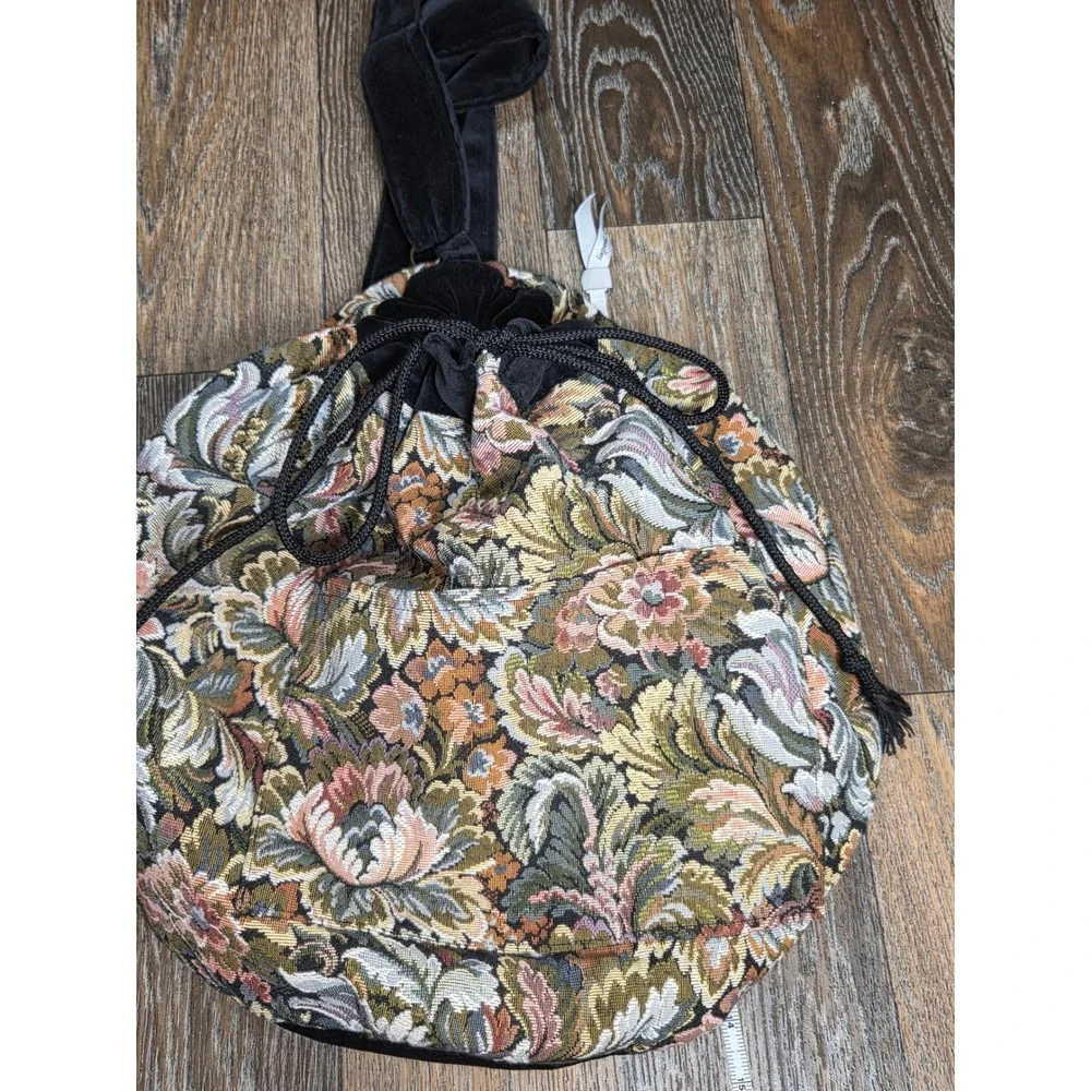 Vintage Floral Tapestry Drawstring Backpack Velvet Trim Boho Cottagecore Bag